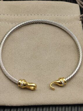 David Yurman Diamond Gold Hook Head Bracelet